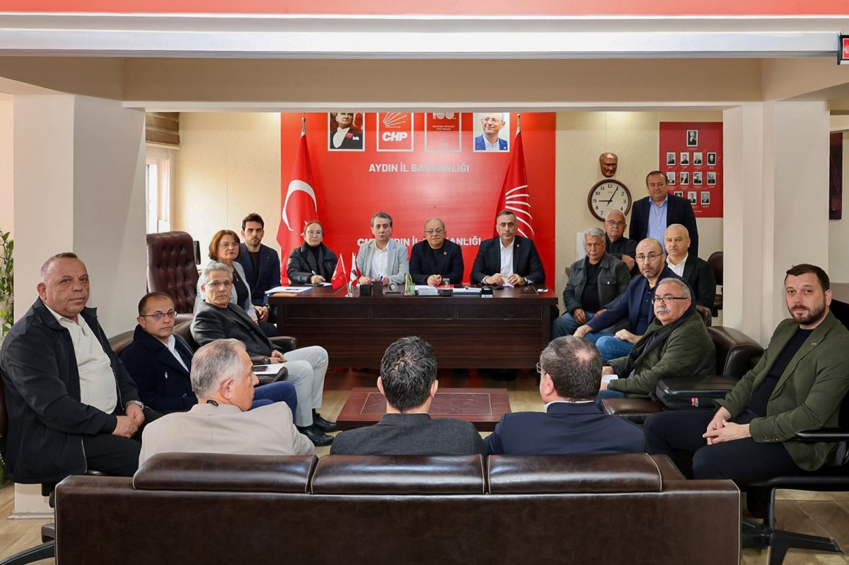 CHP GRUBUNUN YENİ BAŞKANVEKİLİ ANIL YETİŞKİN OLDU