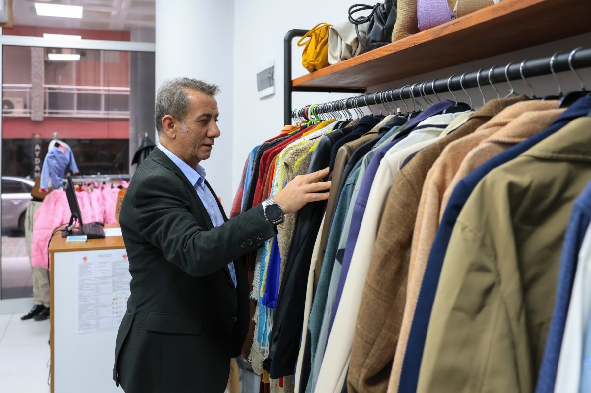 EFELER BELEDİYESİ'NİN SOSYAL DESTEK GİYİM  NOKTASI 2 HAFTADA 80 HANEYE ULAŞTI.