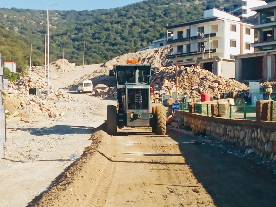 DİDİM BELEDİYESİ AKBÜK’TE SAHA ÇALIŞMALARINI SÜRDÜRÜYOR