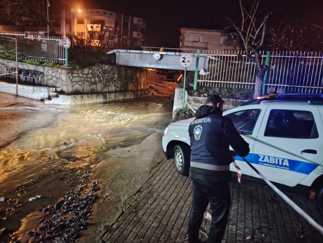 Aydın Büyükşehir Belediyesi Aydın’ı Sele Teslim Etti