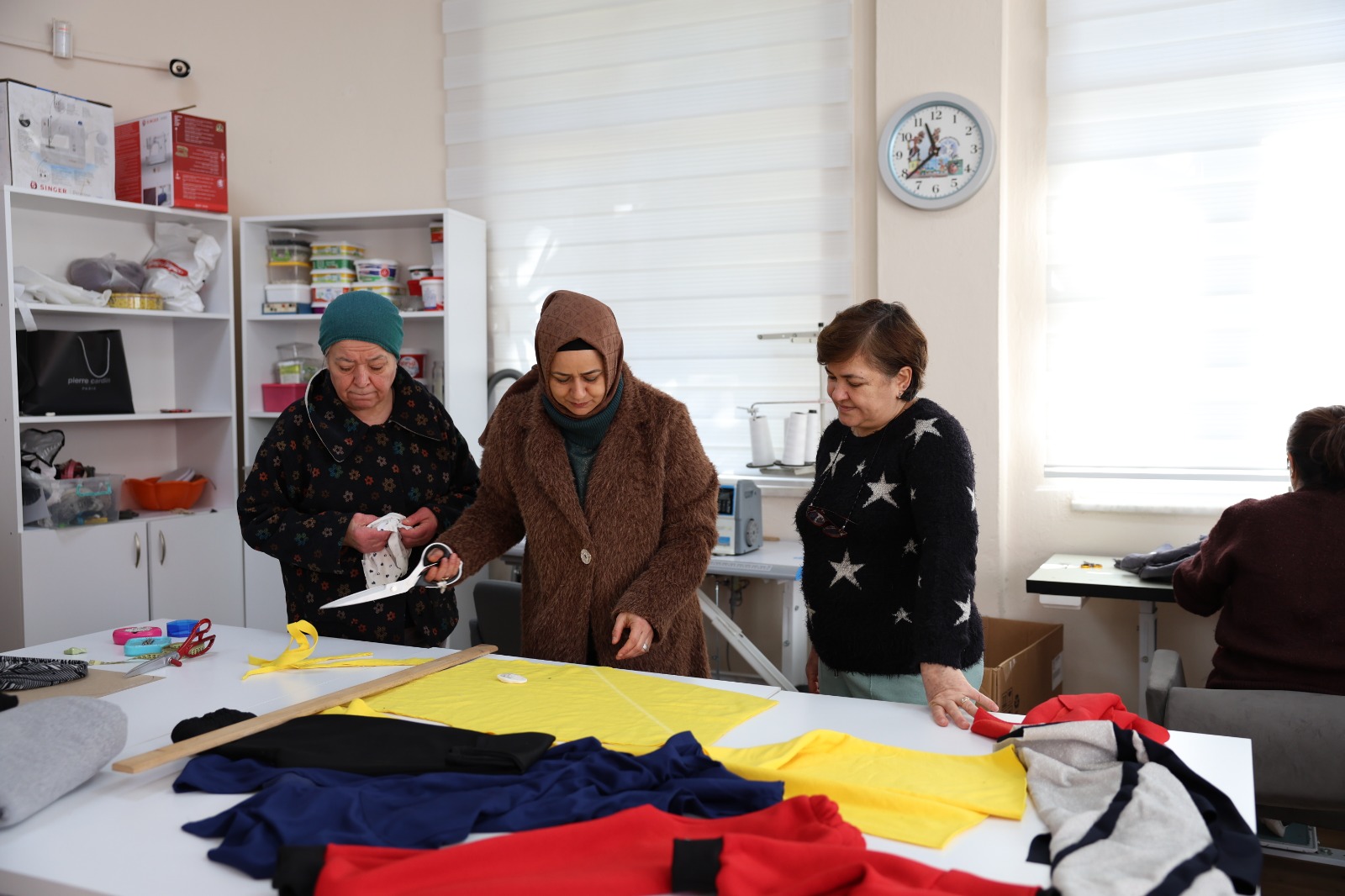 Anıl başkan , üretici kadınların önünü açıyor…