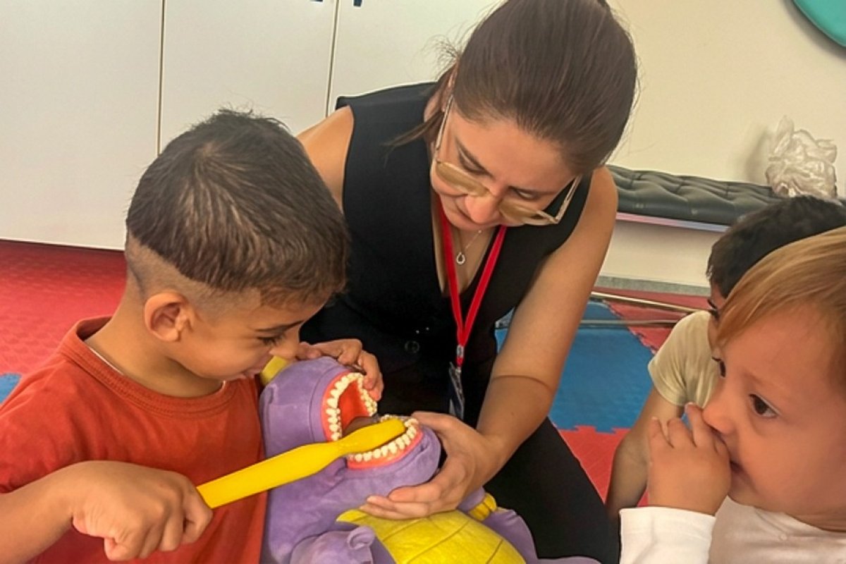 ÖZEL ÇOCUKLARIN BESLENME ZORLUKLARI EĞİTİMLE AŞILIYOR..