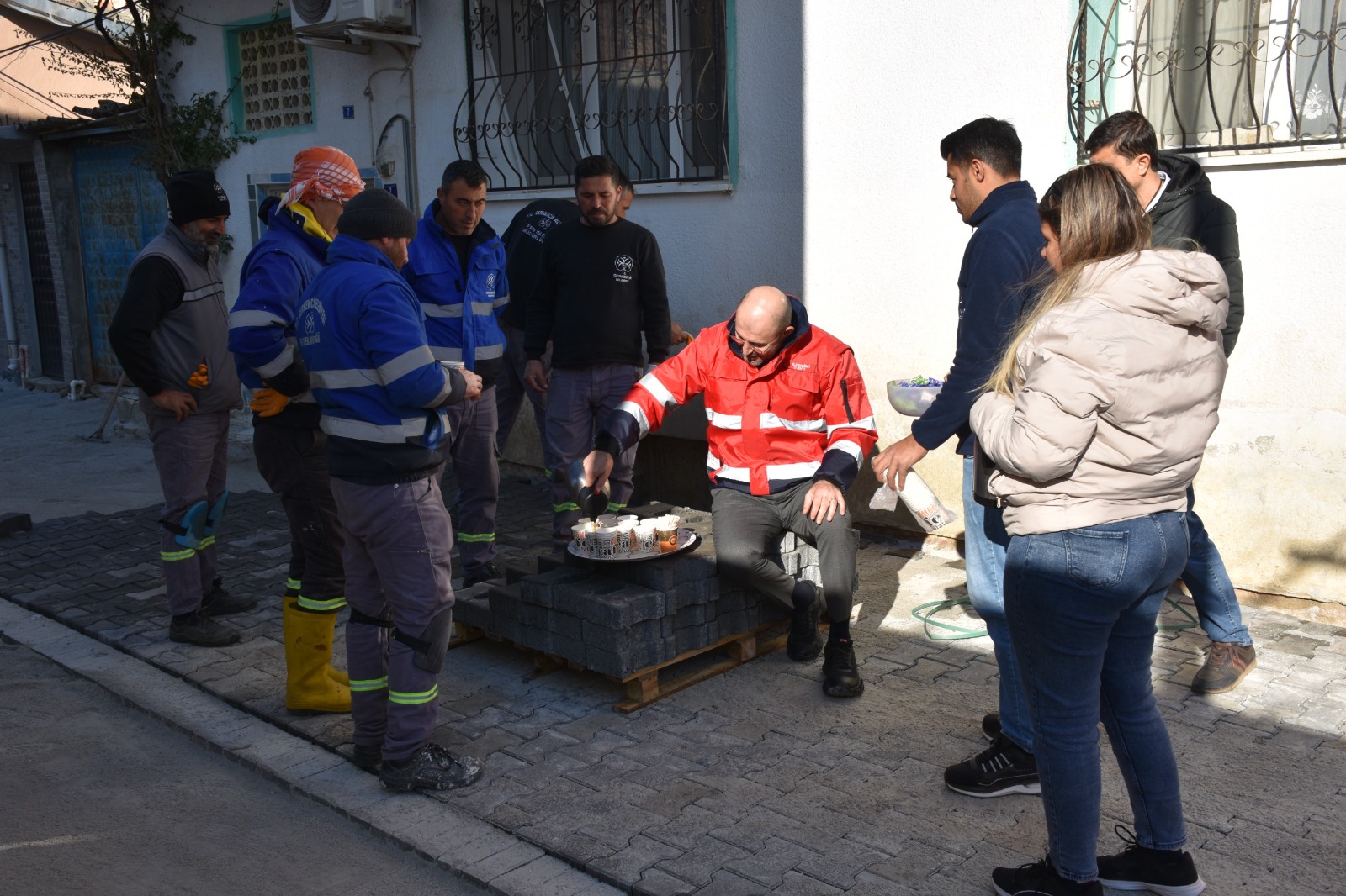 Çaylar başkan Zencirci’den….