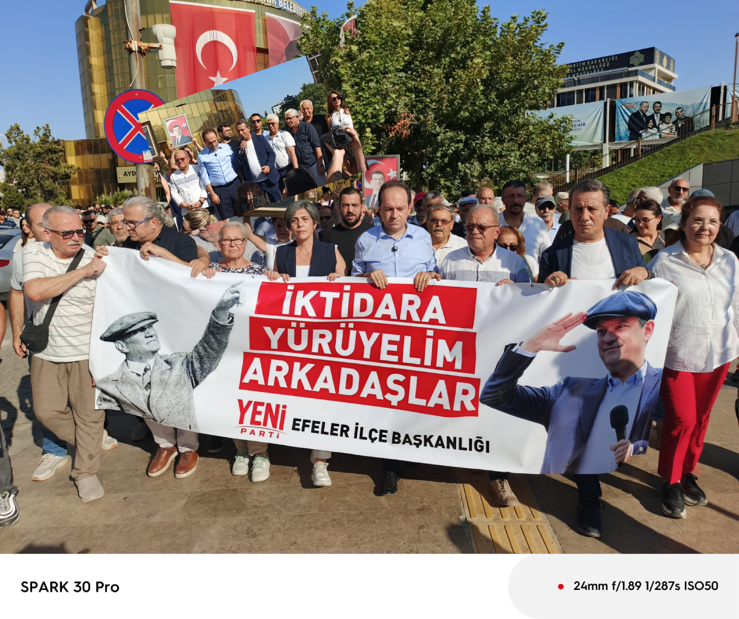 EFELER, SLOGANLAR EŞLİĞİNDE CHP'Yİ TERK ETTİ..