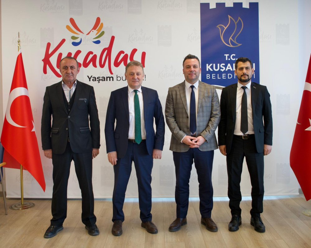 KUŞADASI BELEDİYESİ’NDEN DAVUTLAR VE GÜZELÇAMLI’YA DOĞAL GAZ MÜJDESİ