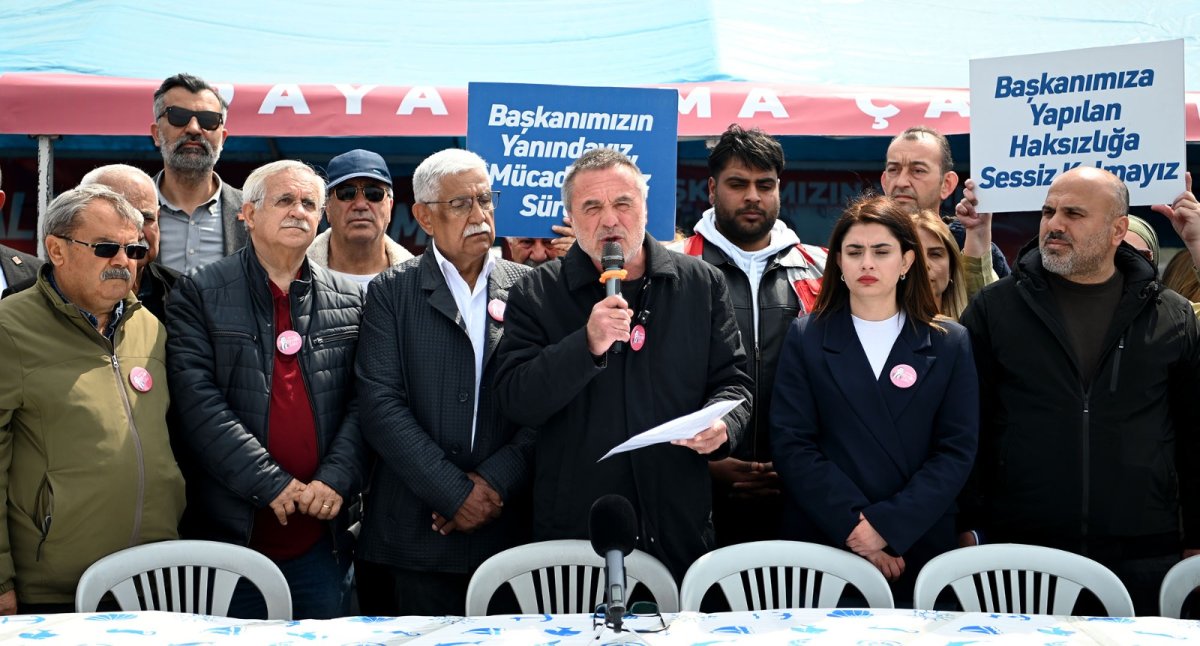 BAŞKAN ÖMER GÜNEL CHP KUŞADASI İLÇE ÖRGÜTÜNE SESLENDİ: 'SİZLERE OLAN GÜVENİM VE İNANCIM TAMDIR'