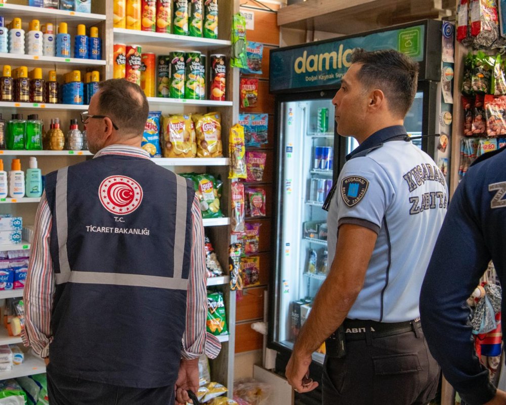 KUŞADASI’NDA TİCARİ İŞLETMELERE SIKI DENETİM..