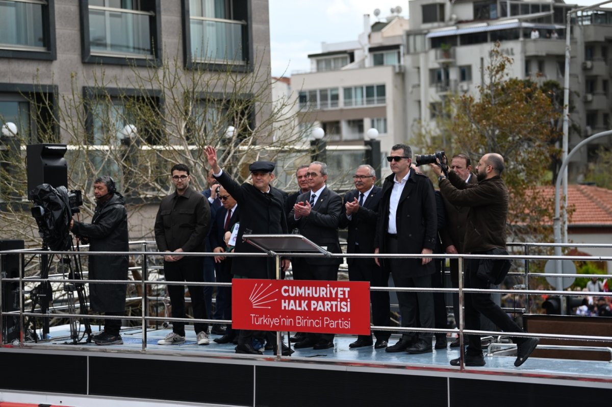 ÖZGÜR ÖZEL'DEN ÇERÇİOĞLU ÜZERİNDEN SERT ÇIKIŞ