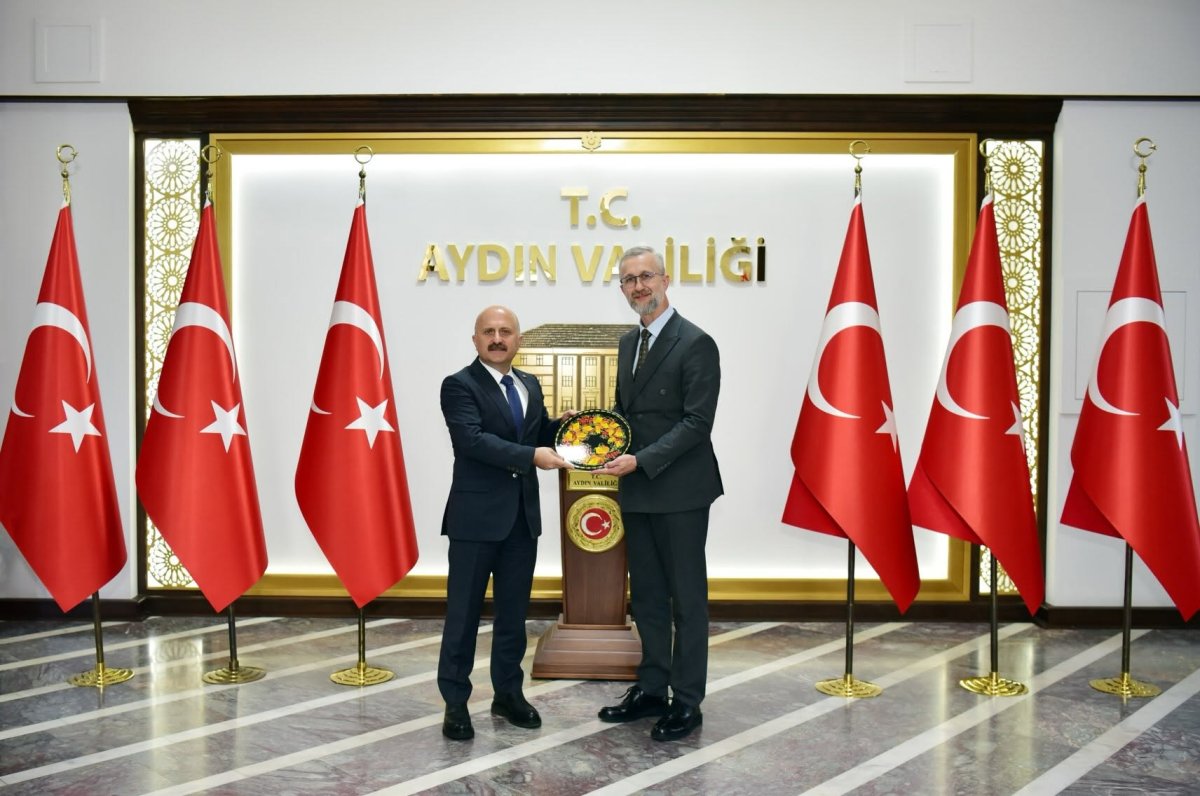 UKRAYNA BÜYÜKELÇİSİNDEN VALİ VAROL'A ZİYARET..